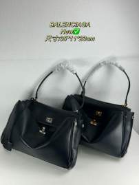 Picture of Balenciaga Handbags _SKUfw178154026fw